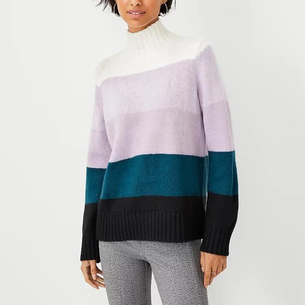 Ann Taylor Ombre Stripe Turtleneck Sweater New - Picture 2 of 3